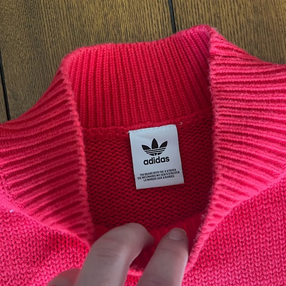 Adidas Women’s Big Trefoil CY5839 Sweater Shirt Sz XS (fits up to Large) - Picture 6 of 10